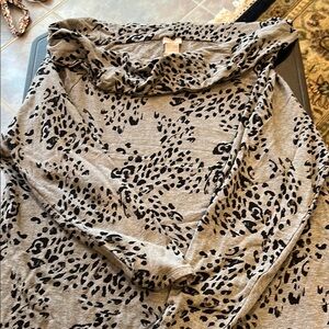 Chico's Gray and Black Leopard Print Tunic